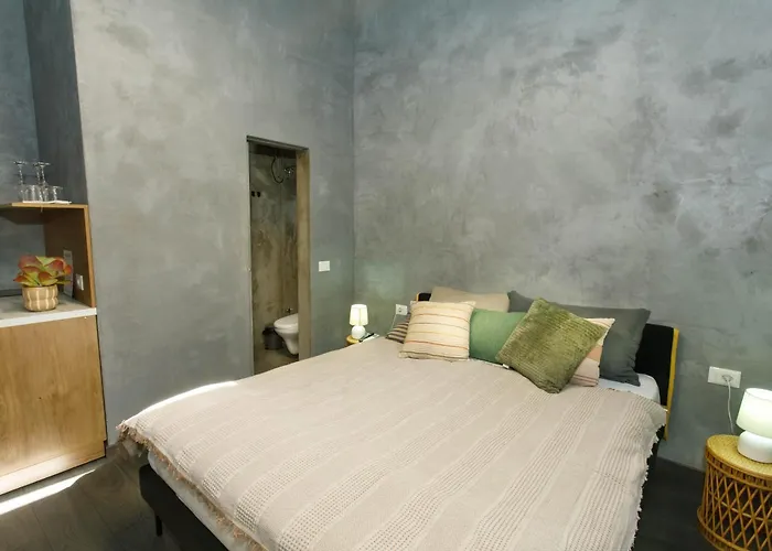 Studio31apartments Center