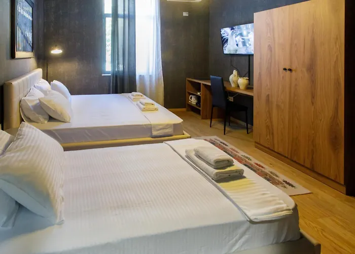 Studio31apartments Center شقة *